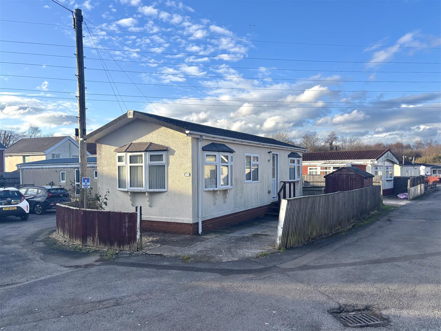 Ystrad Road, Fforestfach, Swansea, SA5 4BX